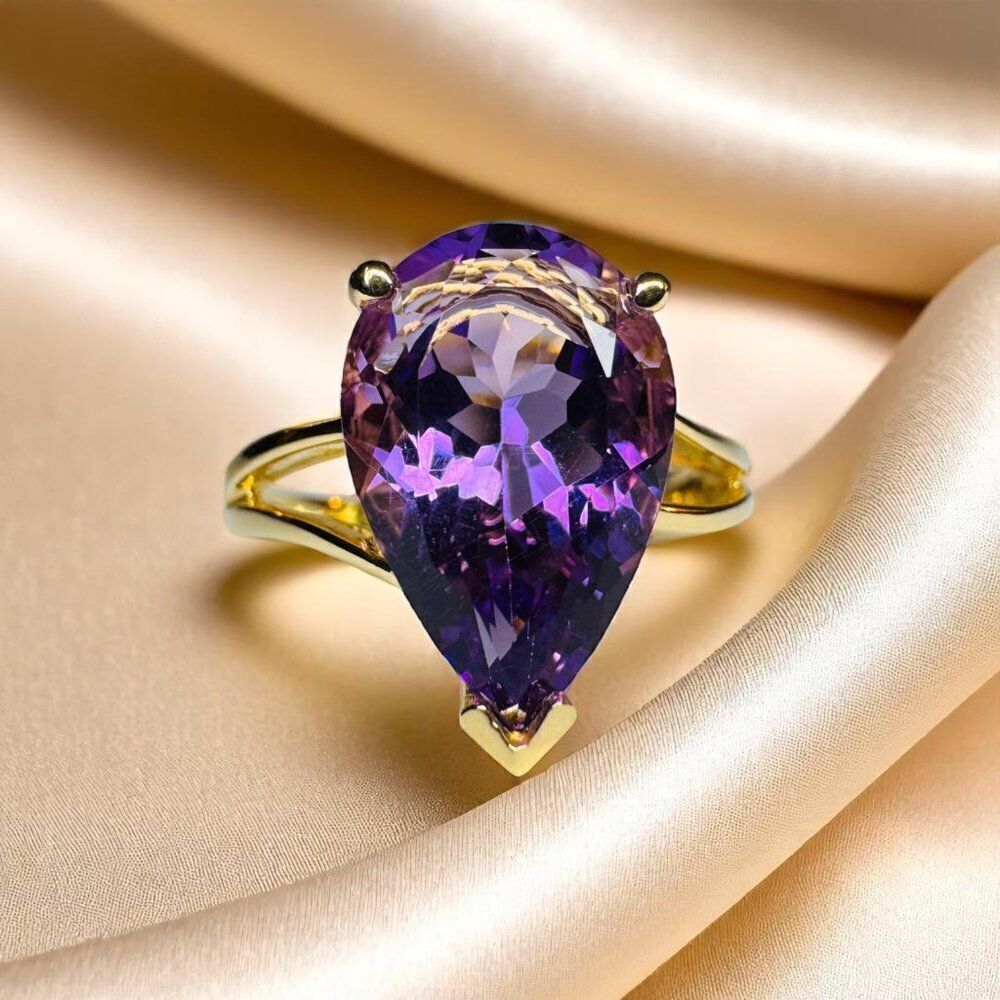 VINTAGE- 10K Gold -LARGE Natural Amethyst Ring- 5CTTW -Size 10 -Solitaire - 4.3g